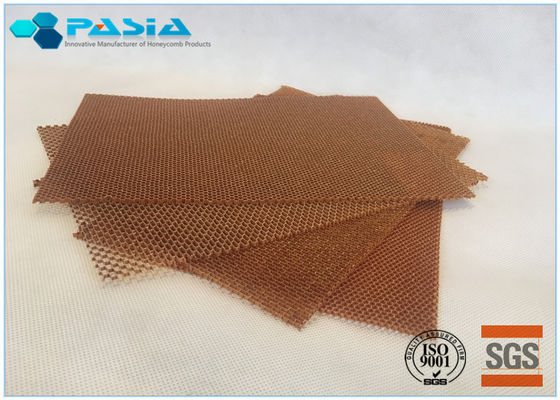 Cina I pannelli ignifugi del favo di Aramid per i militari ripara l'alogeno libero fornitore