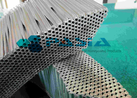 Honeycomb Energy Absorber | Aluminum Honeycomb Core for Impact Protection fornitore