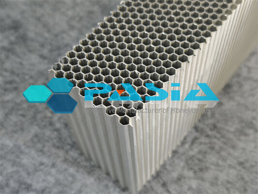 Un-crushed Cross-core Aluminum Honeycomb Impact Attenuator With Initial Peak Stress Elimination Option for Safety-related Nuclear Structures fornitore