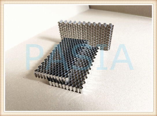 High Temperature Tolerance Low Pressure Drop EMI Shielding Stainless Steel Honeycomb Air Flow Straightener for Engine Intake Testing fornitore