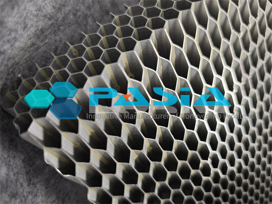 Flame Retardant Lightweigt Honeycomb Energy Absorber with High Heat Dissipation Pyramidal Structure Handling 15 KW/m² for Aerospace Chamber Lining fornitore