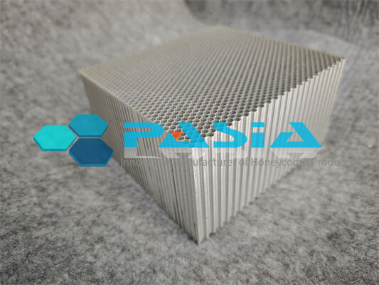 Corrosion Resistant Chromate‑coated Aluminum Honeycomb Energy Absorber Pad in 1250×1250mm Size for Railway Vehicle Buffering with Stable Plateau Stress Characteristics fornitore
