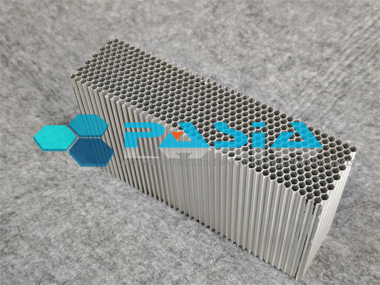 Corrosion Resistant Chromate‑coated Aluminum Honeycomb Energy Absorber Pad in 1250×1250mm Size for Railway Vehicle Buffering with Stable Plateau Stress Characteristics fornitore